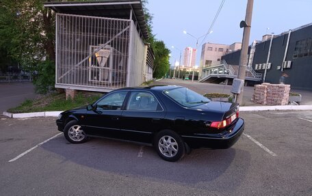 Toyota Camry, 2001 год, 900 000 рублей, 24 фотография