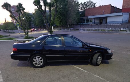 Toyota Camry, 2001 год, 900 000 рублей, 20 фотография