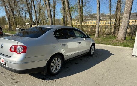Volkswagen Passat B6, 2007 год, 590 000 рублей, 4 фотография