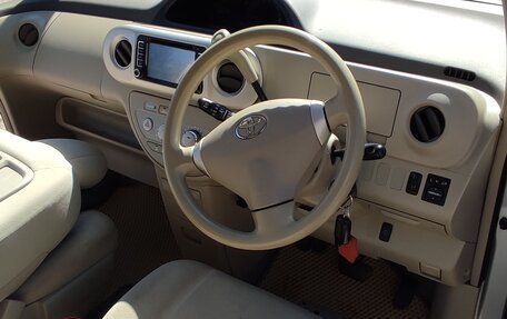 Toyota Porte II, 2009 год, 695 000 рублей, 17 фотография
