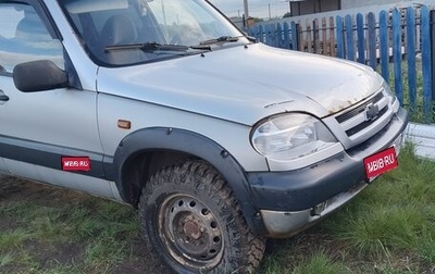 Chevrolet Niva I рестайлинг, 2004 год, 165 000 рублей, 1 фотография
