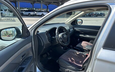 Mitsubishi Outlander III рестайлинг 3, 2014 год, 1 450 000 рублей, 7 фотография
