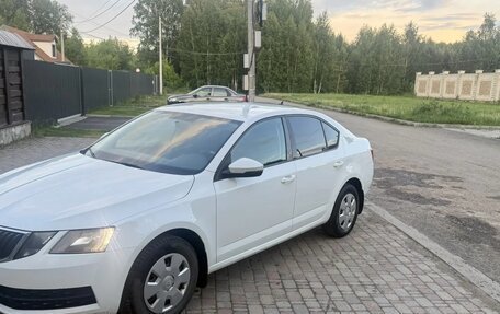 Skoda Octavia, 2017 год, 1 050 000 рублей, 4 фотография