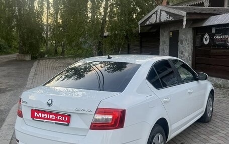 Skoda Octavia, 2017 год, 1 050 000 рублей, 8 фотография