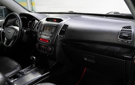 KIA Sorento II рестайлинг, 2013 год, 1 690 000 рублей, 18 фотография