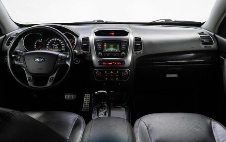 KIA Sorento II рестайлинг, 2013 год, 1 690 000 рублей, 20 фотография