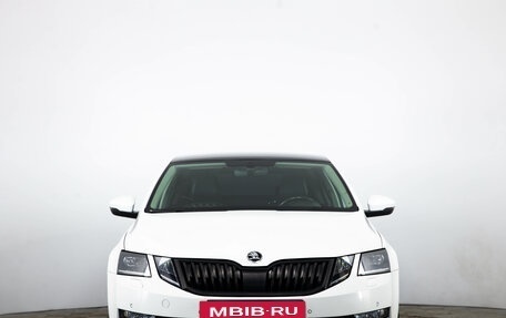Skoda Octavia, 2018 год, 1 989 000 рублей, 2 фотография