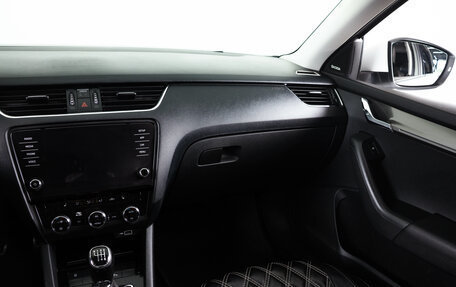 Skoda Octavia, 2018 год, 1 989 000 рублей, 14 фотография