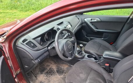 KIA Cerato III, 2010 год, 200 000 рублей, 16 фотография