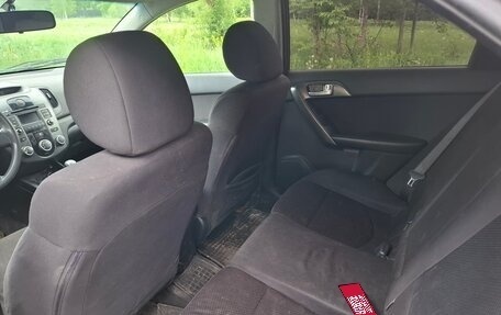 KIA Cerato III, 2010 год, 200 000 рублей, 3 фотография