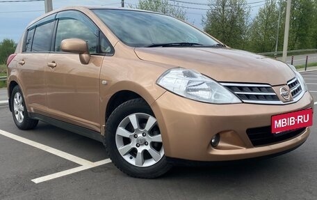 Nissan Tiida, 2010 год, 585 000 рублей, 1 фотография