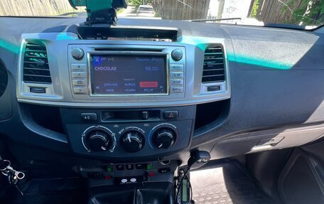 Toyota Hilux VII, 2013 год, 3 450 000 рублей, 18 фотография
