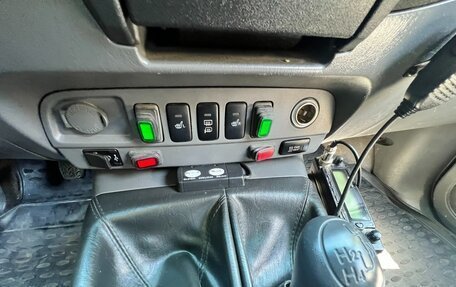 Toyota Hilux VII, 2013 год, 3 450 000 рублей, 21 фотография