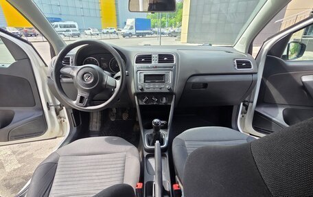 Volkswagen Polo VI (EU Market), 2012 год, 420 000 рублей, 14 фотография