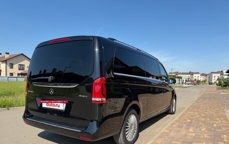 Mercedes-Benz V-Класс, 2018 год, 3 300 000 рублей, 6 фотография