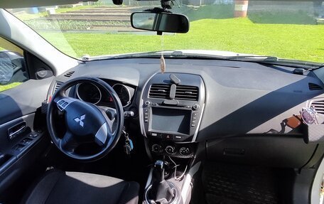 Mitsubishi ASX I рестайлинг, 2011 год, 1 000 000 рублей, 20 фотография