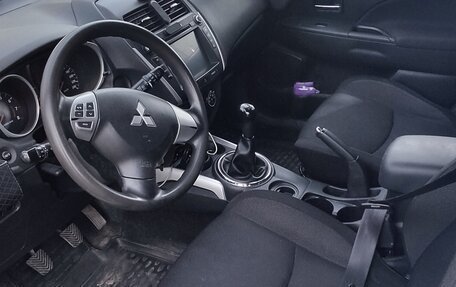 Mitsubishi ASX I рестайлинг, 2011 год, 1 000 000 рублей, 28 фотография