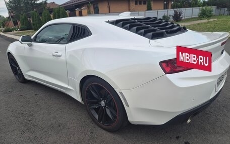 Chevrolet Camaro VI, 2016 год, 2 680 000 рублей, 6 фотография