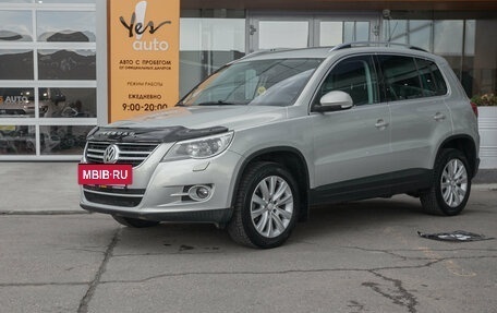 Volkswagen Tiguan I, 2010 год, 1 155 000 рублей, 2 фотография
