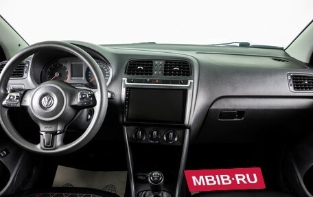 Volkswagen Polo VI (EU Market), 2014 год, 919 000 рублей, 13 фотография