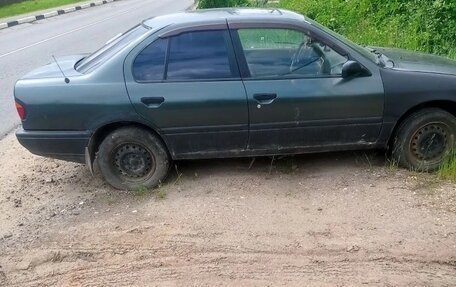 Nissan Primera II рестайлинг, 1994 год, 85 000 рублей, 1 фотография