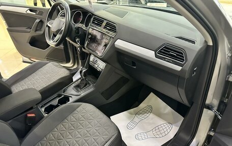 Volkswagen Tiguan II, 2021 год, 4 380 000 рублей, 7 фотография