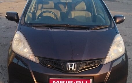 Honda Fit III, 2010 год, 720 000 рублей, 1 фотография