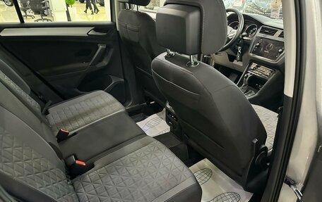 Volkswagen Tiguan II, 2021 год, 4 380 000 рублей, 12 фотография
