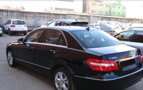 Mercedes-Benz E-Класс, 2010 год, 2 050 000 рублей, 3 фотография