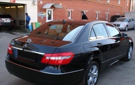 Mercedes-Benz E-Класс, 2010 год, 2 050 000 рублей, 4 фотография