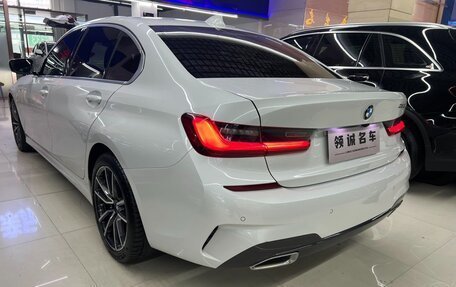 BMW 3 серия, 2022 год, 2 950 000 рублей, 5 фотография