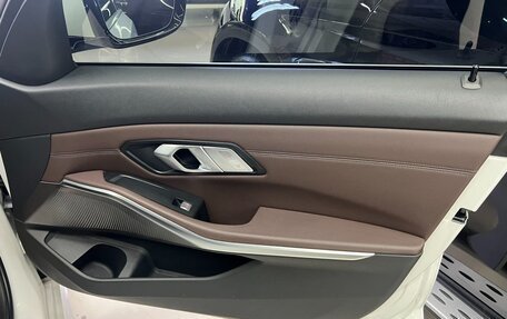 BMW 3 серия, 2022 год, 2 950 000 рублей, 24 фотография