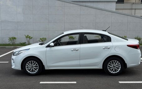 KIA Rio IV, 2018 год, 1 415 000 рублей, 12 фотография