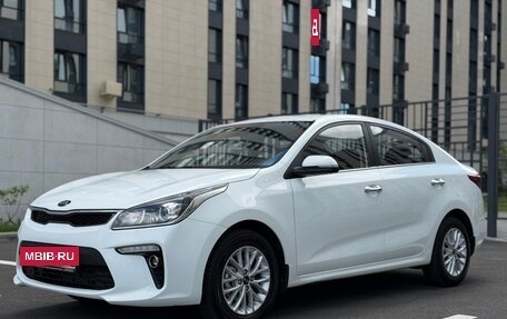 KIA Rio IV, 2018 год, 1 415 000 рублей, 11 фотография