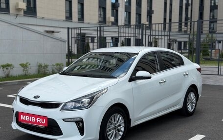 KIA Rio IV, 2018 год, 1 415 000 рублей, 14 фотография