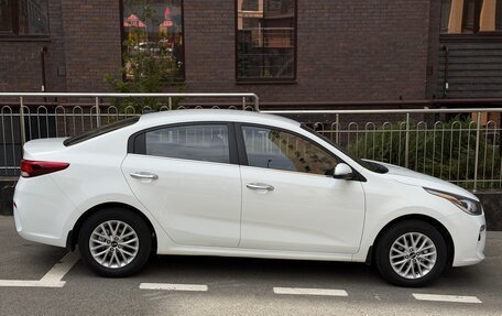 KIA Rio IV, 2018 год, 1 415 000 рублей, 39 фотография