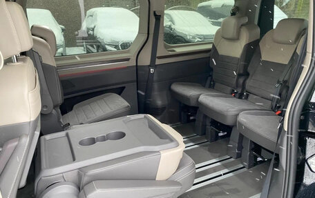 Volkswagen Multivan, 2026 год, 7 215 000 рублей, 8 фотография