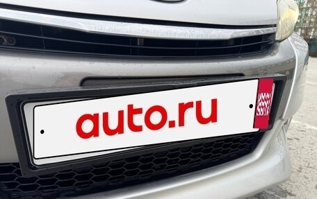 Toyota Wish II, 2012 год, 1 430 000 рублей, 4 фотография