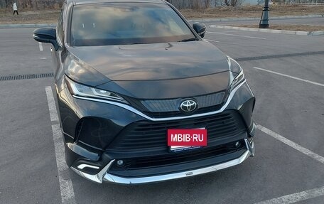 Toyota Harrier, 2022 год, 4 199 999 рублей, 2 фотография