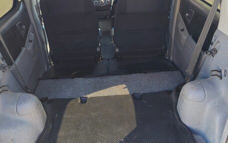 Toyota FunCargo, 2000 год, 400 000 рублей, 3 фотография
