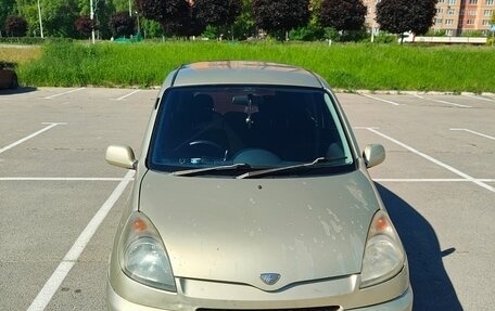 Toyota FunCargo, 2000 год, 400 000 рублей, 2 фотография