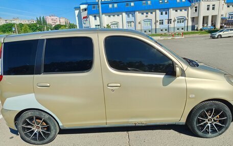 Toyota FunCargo, 2000 год, 400 000 рублей, 9 фотография