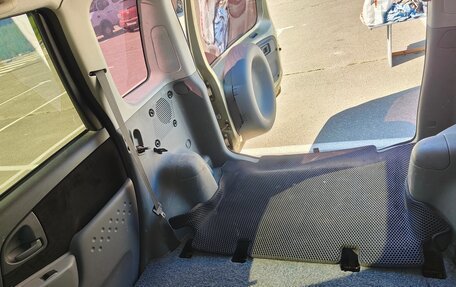 Toyota FunCargo, 2000 год, 400 000 рублей, 32 фотография