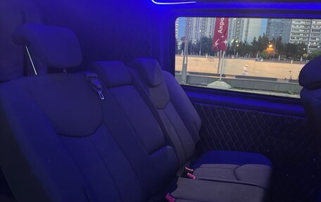 Volkswagen Transporter T5 рестайлинг, 2012 год, 999 999 рублей, 15 фотография