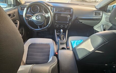 Volkswagen Jetta VI, 2015 год, 1 300 000 рублей, 5 фотография