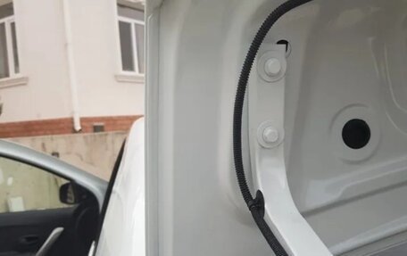Renault Logan II, 2014 год, 850 000 рублей, 13 фотография