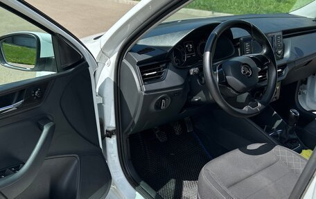 Skoda Rapid II, 2021 год, 1 400 000 рублей, 23 фотография