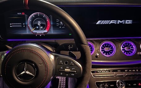 Mercedes-Benz E-Класс, 2019 год, 3 500 000 рублей, 8 фотография