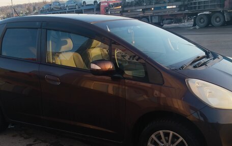 Honda Fit III, 2010 год, 720 000 рублей, 5 фотография