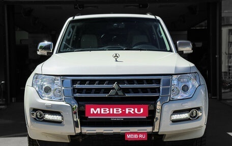 Mitsubishi Pajero IV, 2019 год, 3 890 000 рублей, 2 фотография